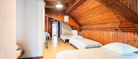 2 makuuhuonetta, Wi-Fi, vuodevaatteet