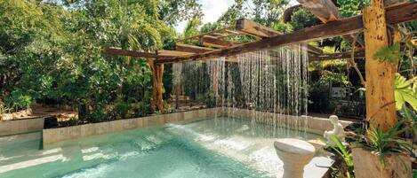 Alberca al aire libre