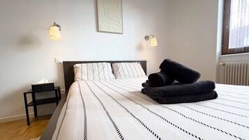 2 多间卧室、WiFi、床单