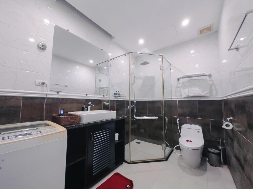 Free toiletries, hair dryer, towels, soap