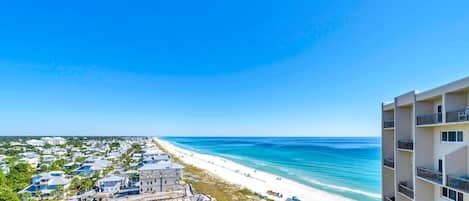 Bloc d'apartaments, diversos llits (Pinnacle Port PH-12 - Casa Francesca) | Platja | A la platja