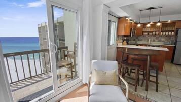 Condo, Multiple Beds (Pinnacle Port PH-12 - Casa Francesca) | Interior