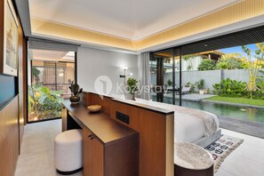 Villa, 4 Bedrooms, Pool View