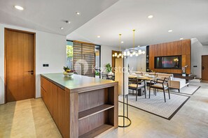 Villa, 4 Bedrooms, Pool View | Private kitchen
