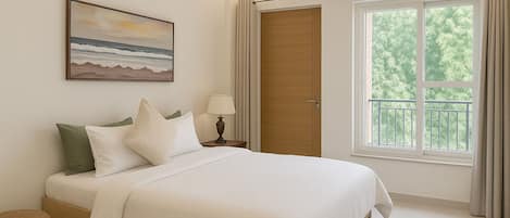 Un dormitorio con cama, mesita de noche, lámpara, ventana con cortinas, puerta y un equipo de aire acondicionado.