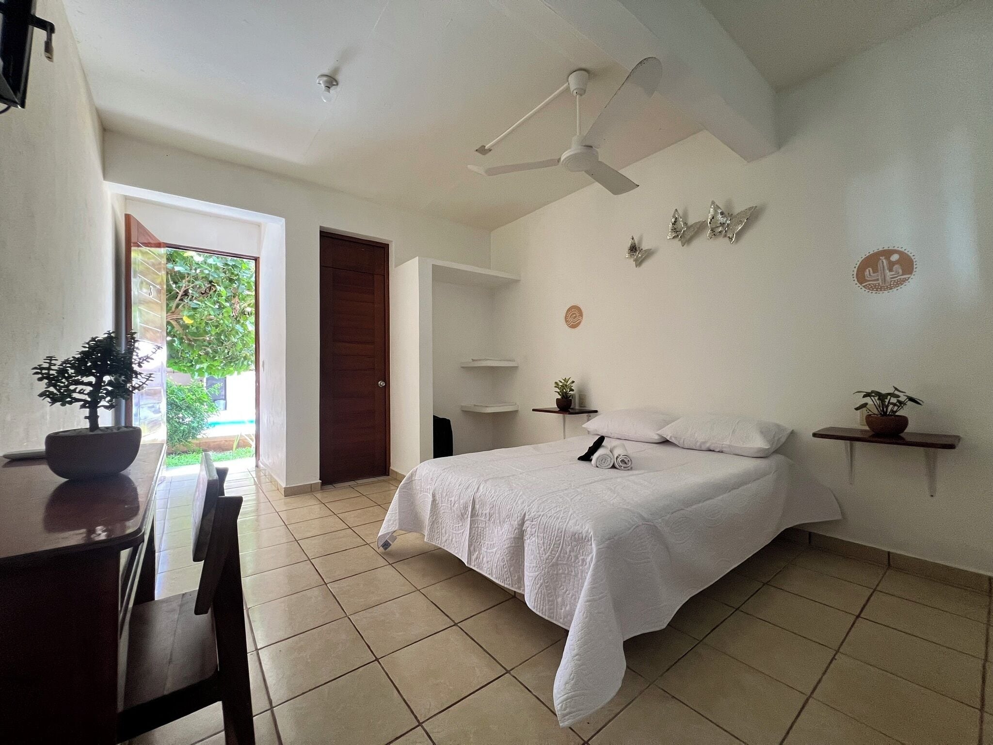 舒适双人房 | 办公桌、笔记本电脑工作区、熨斗/熨板、免费 WiFi