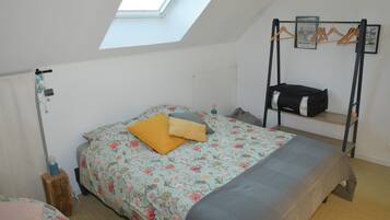 1 bedroom, WiFi, bed sheets