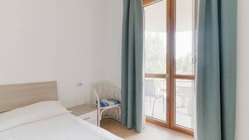 2 Schlafzimmer, Bügeleisen/Bügelbrett, Reisekinderbett