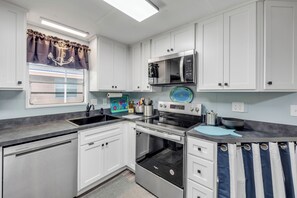Microwave, oven, stovetop, dishwasher