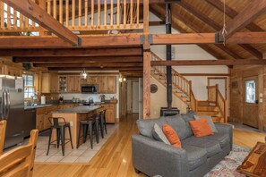 テレビ、テレビゲーム、DVD プレーヤー、テーブルサッカー台