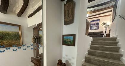 CR Las Mariposas: Una joya del siglo XVI en el corazón de Navarra