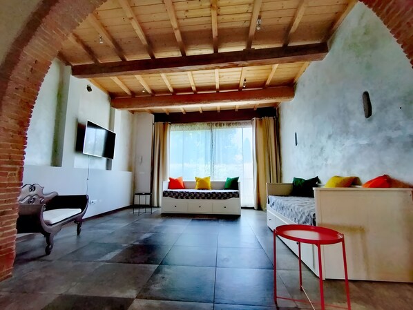2 slaapkamers, wifi, beddengoed