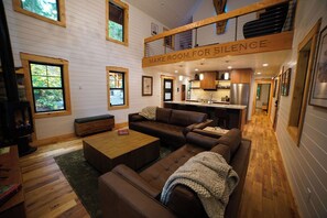 Smart-TV, Kamin, Videospiele