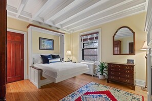 8 soverom, strykejern/-brett, wi-fi (inkludert) og sengetøy