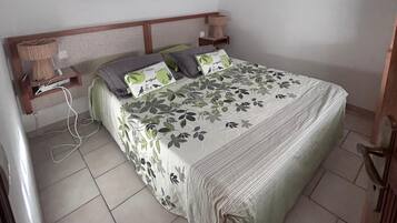 1 bedroom, WiFi, bed sheets