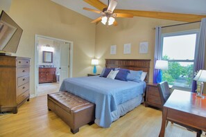 4 室のベッドルーム、アイロン / アイロン台、WiFi、ベッドシーツ