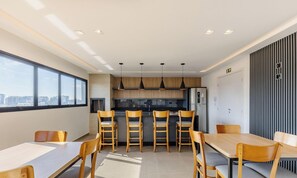 Departamento básico | Restaurantes