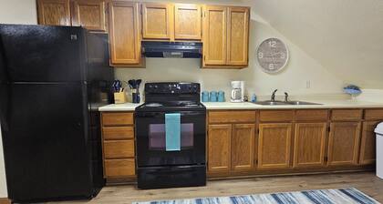Downtown Digs - upstairs apartment in the heart of downtown Oscoda!