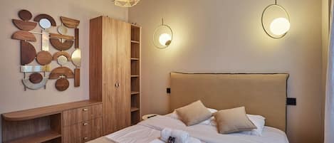 Apartment | 1 bedroom, laptop workspace, iron/ironing board, bed sheets