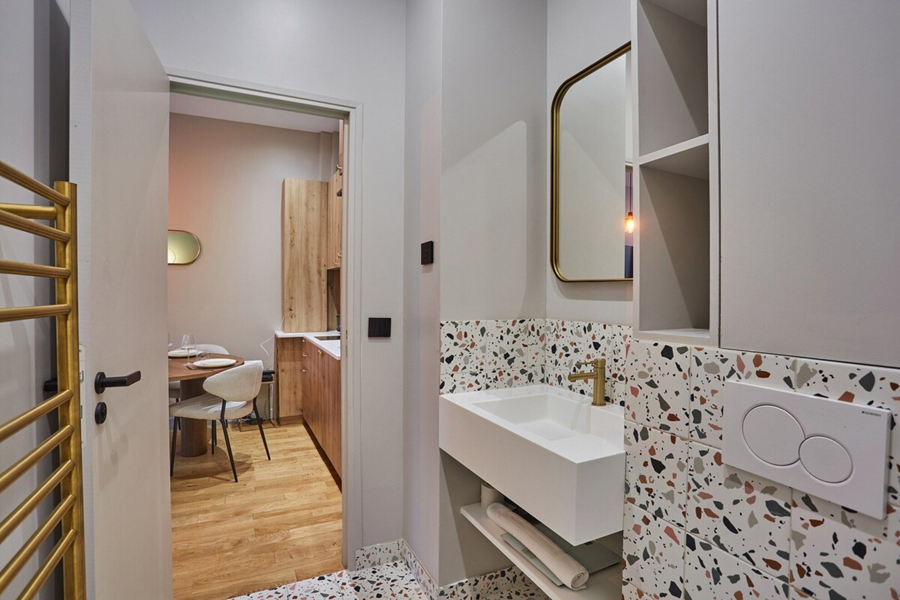 Apartment | Bathroom | Hair dryer, soap