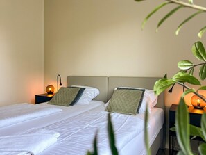 Apartment | 2 bedrooms, bed sheets - Modern Holiday Apartment in Zuschen (Winterberg)