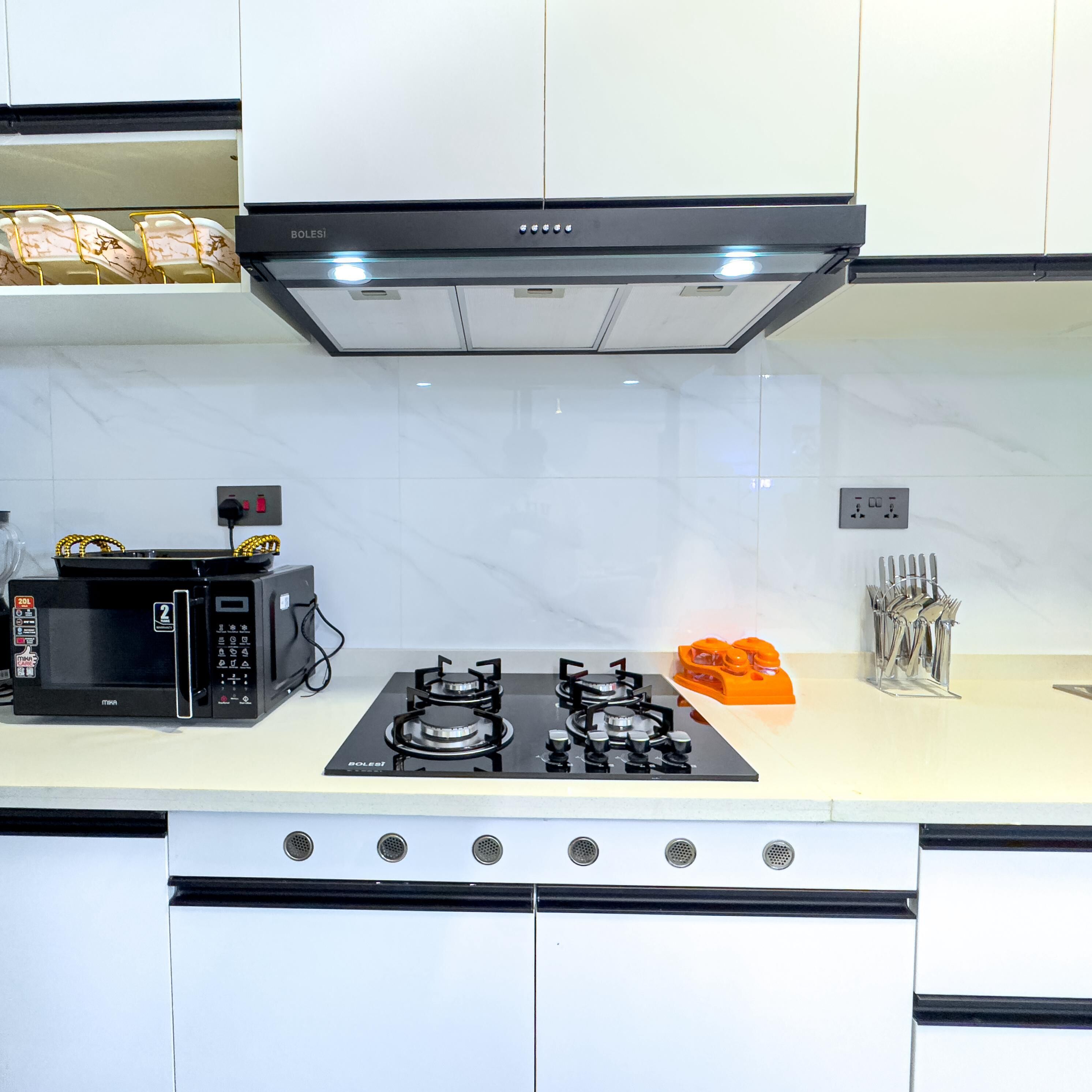 Microondas, horno y parrilla de estufa 