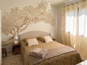 2 bedrooms, iron/ironing board, travel crib, free WiFi