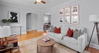 The Delmar Darling - Walk to Loop + Near Wash U