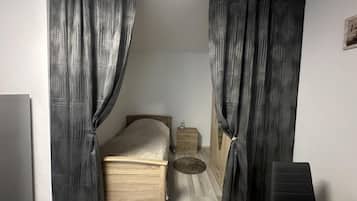 Free WiFi, bed sheets