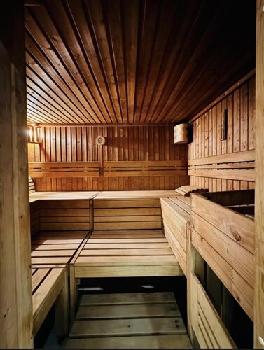 NEU! Dein Taunusblick mit Indoorpool und Sauna