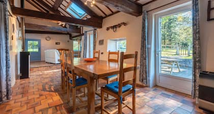 Maison de vacances 'Ancienne Bergerie' avec vue sur la montagne, terrasse partagée et jardin privé