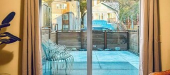 1/2 Block 2 Beach • Parking • Large Patio • EnSuite Bath