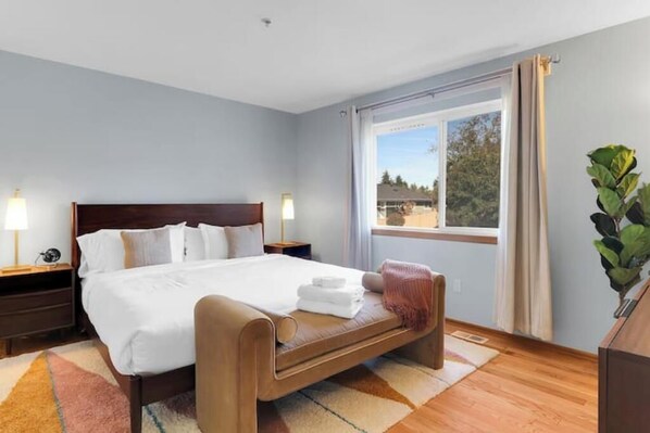 3 chambres, accès à Internet, literie fournie