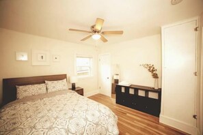 1 bedroom, internet, bed sheets