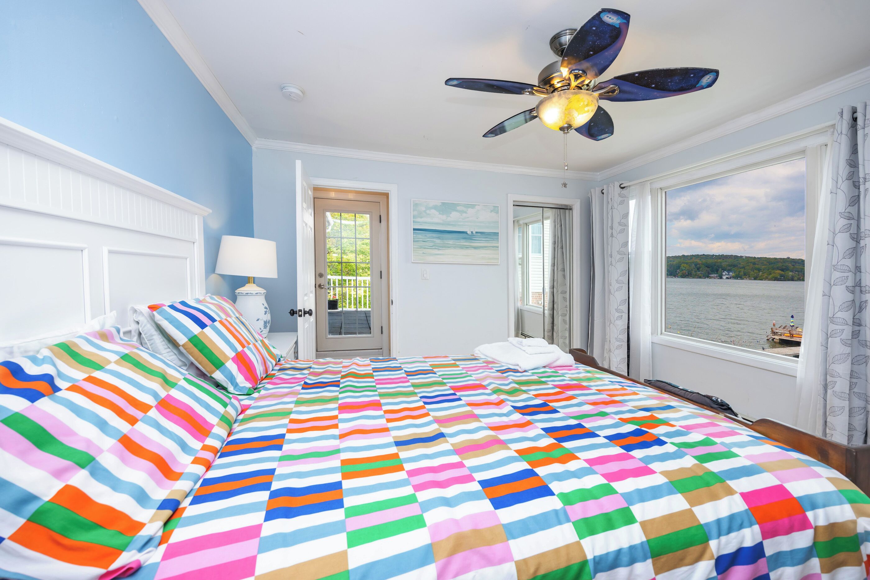 3 bedrooms, desk, iron/ironing board, free WiFi