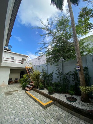 40-inch Smart TV with cable channels