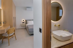 4 bedrooms, iron/ironing board, free WiFi, bed sheets - Divel Luxury Villas - Villa Ervin with Heated Pool, by Estia (Agkisaras)