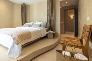 3 dormitorios, tabla de planchar con plancha, wifi gratis y ropa de cama