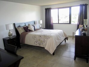 Free WiFi - Golden Isles Hallandale Water view (Hallandale Beach)