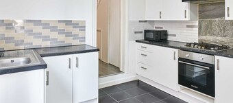 主人住宿主教之家  