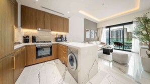 Apartment - 312 Azizi Riviera 63 (Dubai)