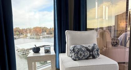 Fall time Colors Haven Lakefront Main Channel. Condo.Romantic getaway.Sleeps 6.