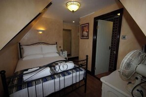 Unclassified image, 5 of 14, button - Hotel O Manahan Near Stadium Manahan Solo Formerly Atma Bhakti (Laweyan)