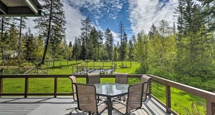 Secluded Forest Retreat – Hot Tub & Near Glacier