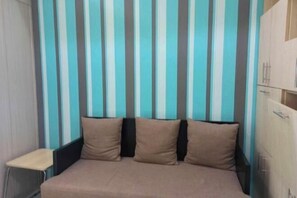 Room - Grass Residence tower2 2011 (Quezon City)