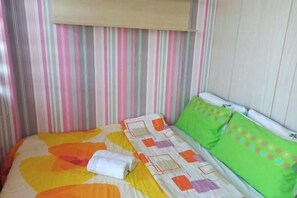 Room - Grass Residence tower2 2011 (Quezon City)