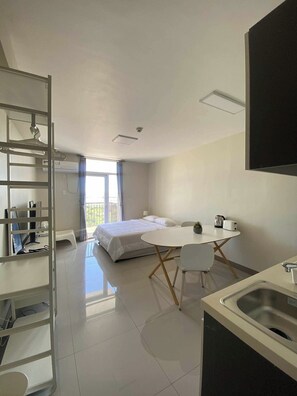 Double Room, City View | Desk, free WiFi