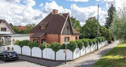 Luxury spacious Family House in Central Malmö