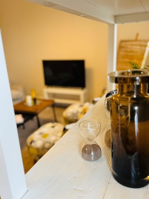 Food and drink - Modern & Cosy Flat at Clevedon House | Explore Cardiff, Bristol & Wye Valley (Newport)