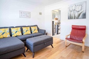 Room - Cosy Cottage - 2 Bedroom Cottage - Mumbles (Mumbles)